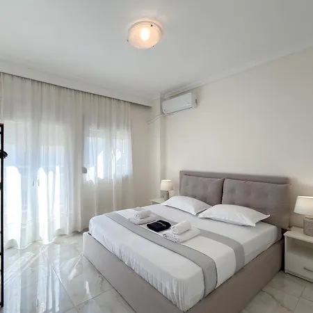 Luxury Downtown Z1 Apartment *